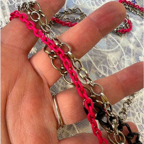 Long Multichain & Bead Necklace Black White Pink - Picture 3 of 9